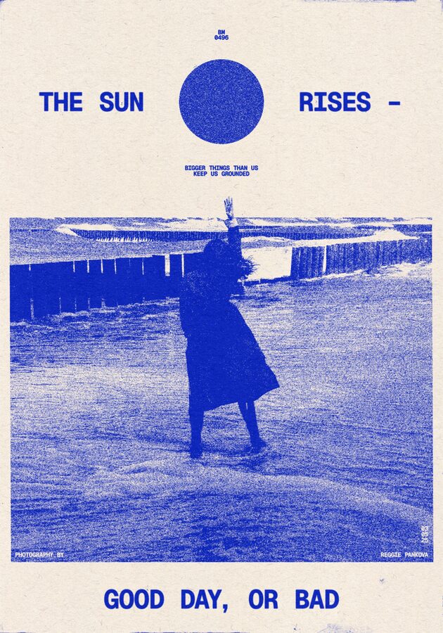 Cartel en riso azul: The Sun Rises